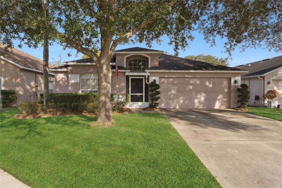 Living in Oviedo, Florida (32765, 32766, 32762): A Complete Guide for Homebuyers and Residents